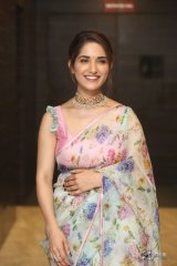 Ruhani Sharma at Hit Movie Pre Release Event